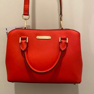 Michael kors Savannah sm satchel!